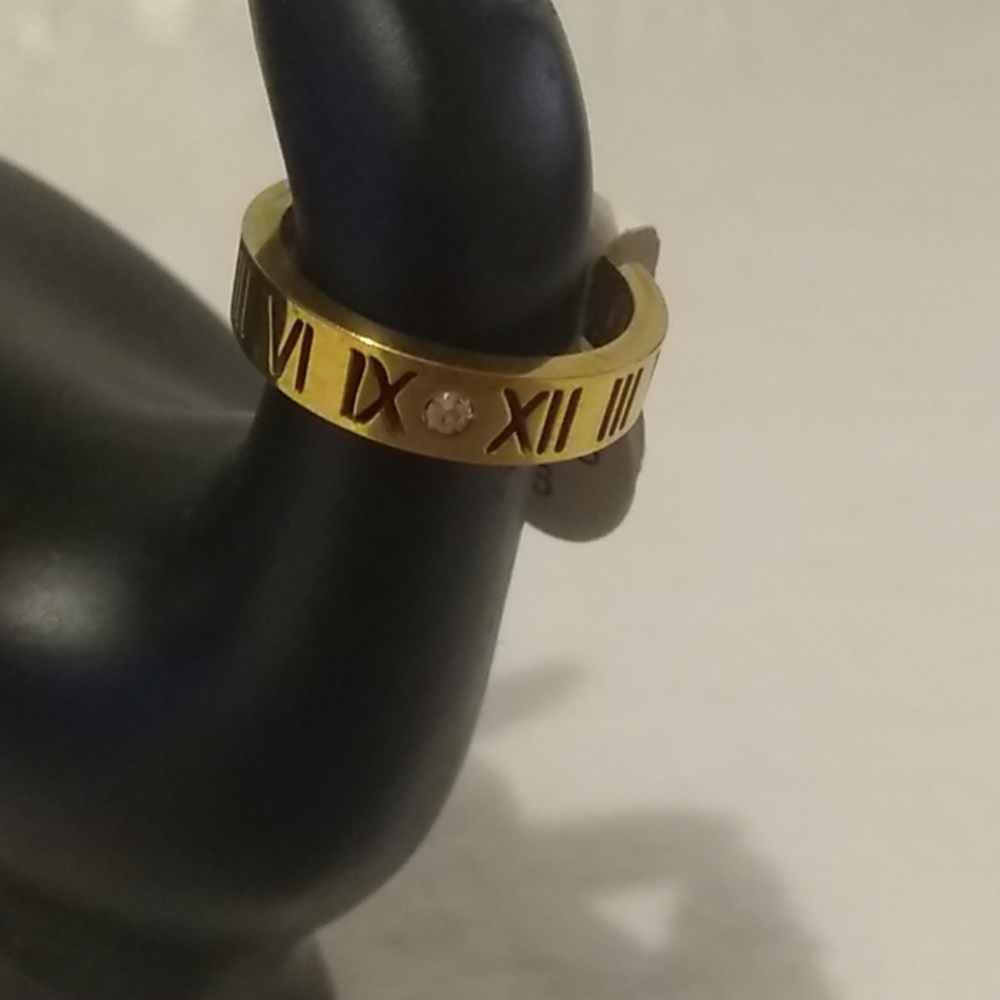 Men's Roman numeral ring